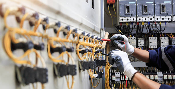 Professional Electrician technician working in Somersworth, NH